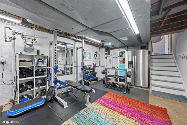 5836 LENOX RD, Bethesda, MD 20817