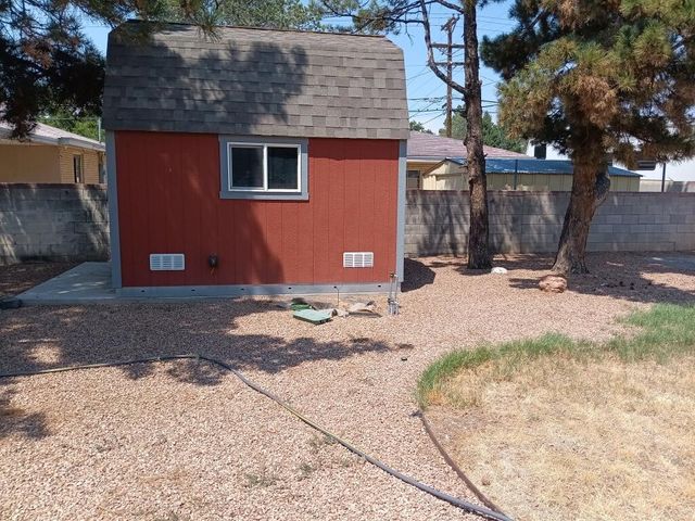 2632 Valencia Drive NE, Albuquerque, NM 87110