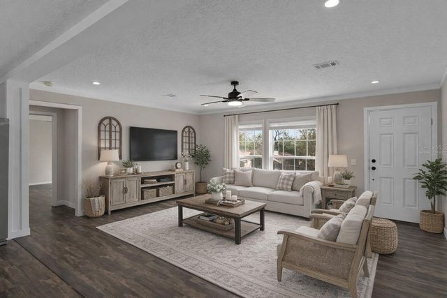 10869 OLD LAKELAND HIGHWAY, Dade City, FL 33525