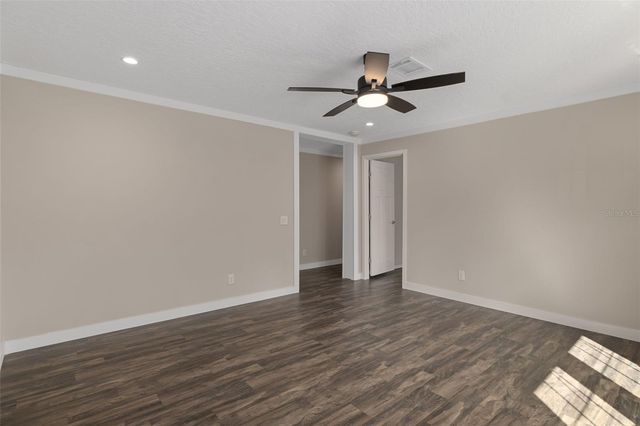 10869 OLD LAKELAND HIGHWAY, Dade City, FL 33525