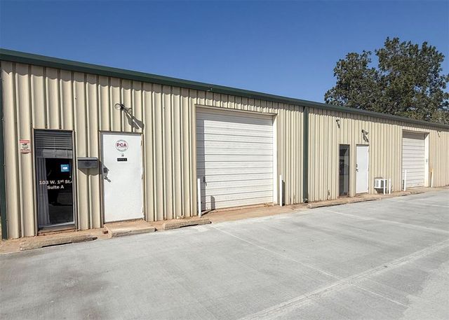 103 W 1st Street A, Edmond, OK 73003