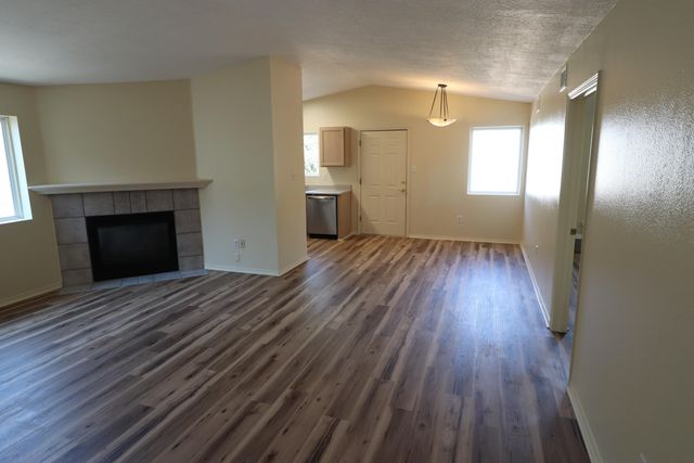 11435 Miravista Place SE, Albuquerque, NM 87123