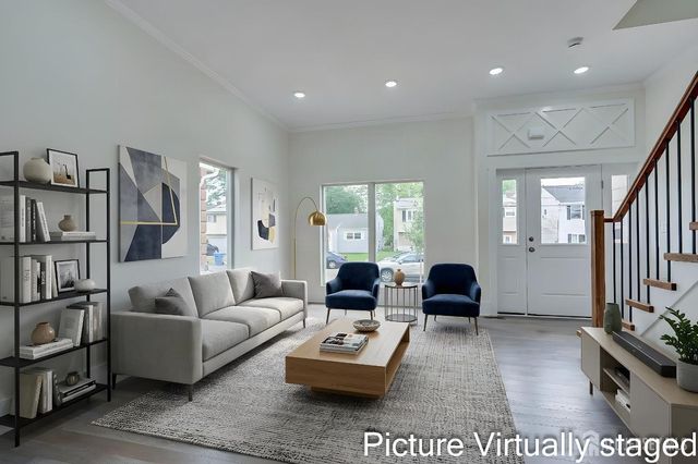 90 S Hyde Avenue S, Iselin, NJ 08830