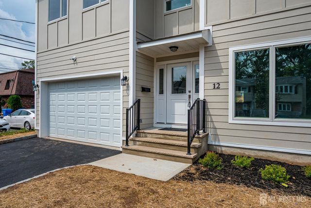 90 S Hyde Avenue S, Iselin, NJ 08830