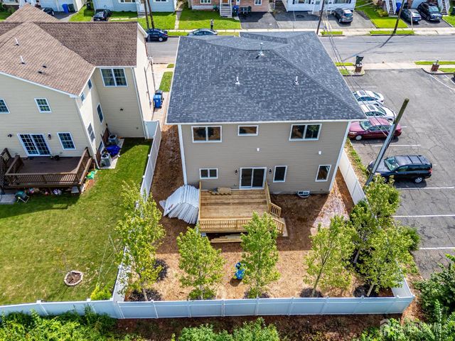 90 S Hyde Avenue S, Iselin, NJ 08830