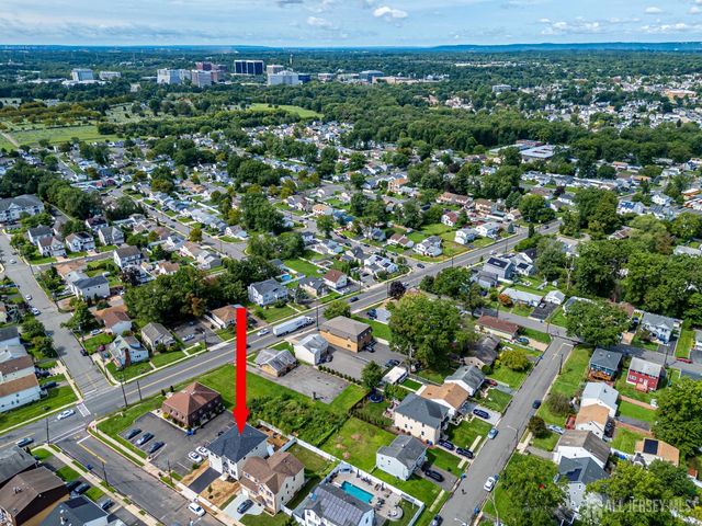 90 S Hyde Avenue S, Iselin, NJ 08830