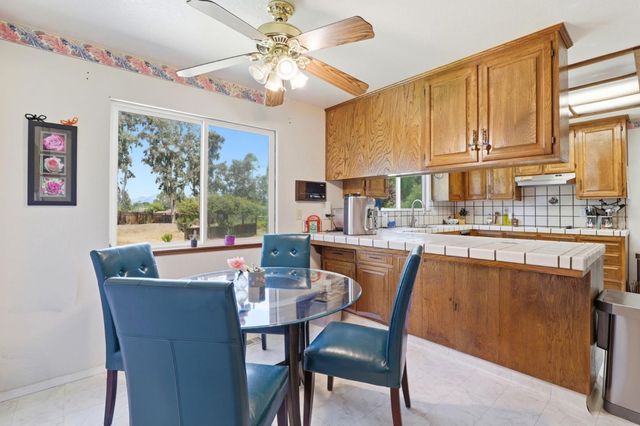 130 Sunrise Drive, Hollister, CA 95023