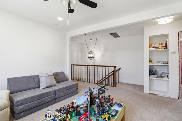 130 Sunrise Drive, Hollister, CA 95023