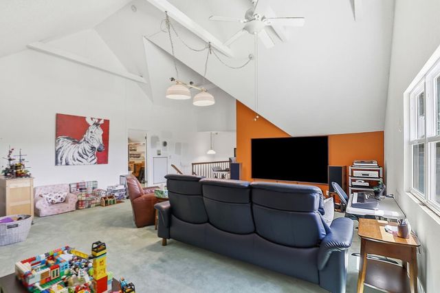 130 Sunrise Drive, Hollister, CA 95023