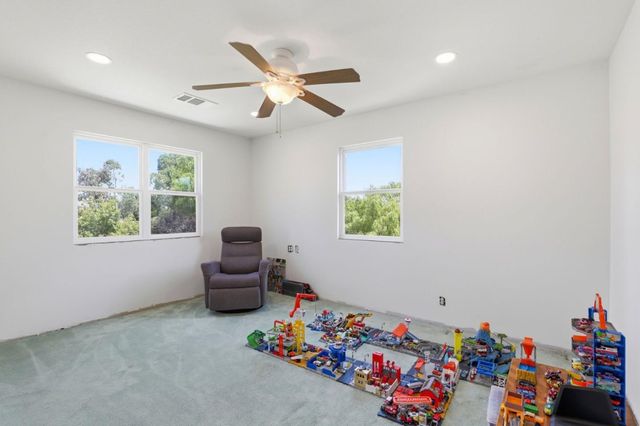 130 Sunrise Drive, Hollister, CA 95023