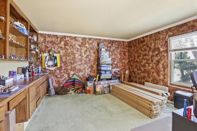 130 Sunrise Drive, Hollister, CA 95023