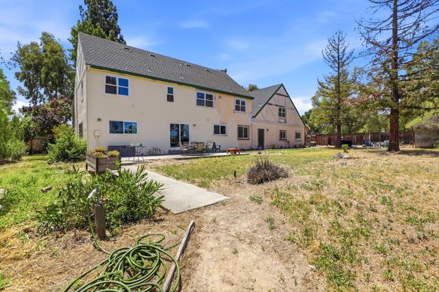 130 Sunrise Drive, Hollister, CA 95023