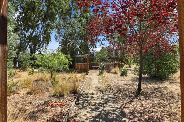 130 Sunrise Drive, Hollister, CA 95023