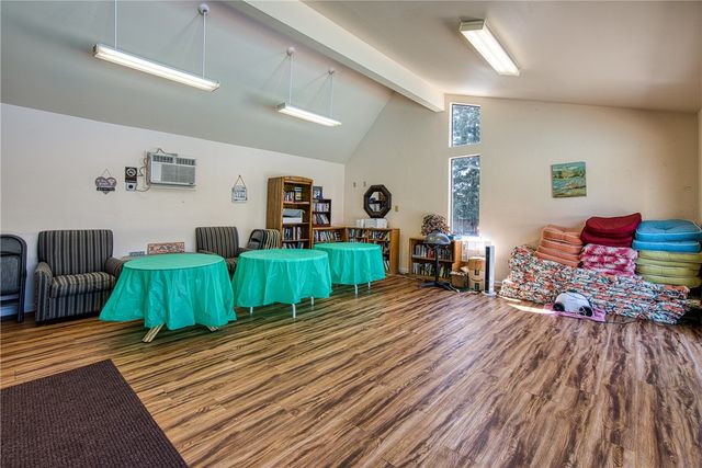 10 Royale Avenue 13A-2, Lakeport, CA 95453
