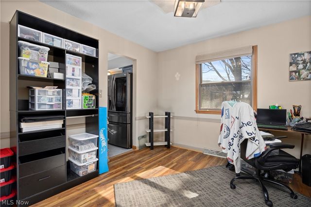 27261 Nantucket Drive, North Olmsted, OH 44070