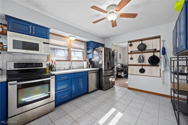 27261 Nantucket Drive, North Olmsted, OH 44070