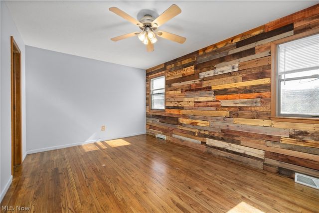 27261 Nantucket Drive, North Olmsted, OH 44070