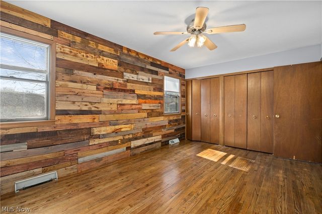 27261 Nantucket Drive, North Olmsted, OH 44070