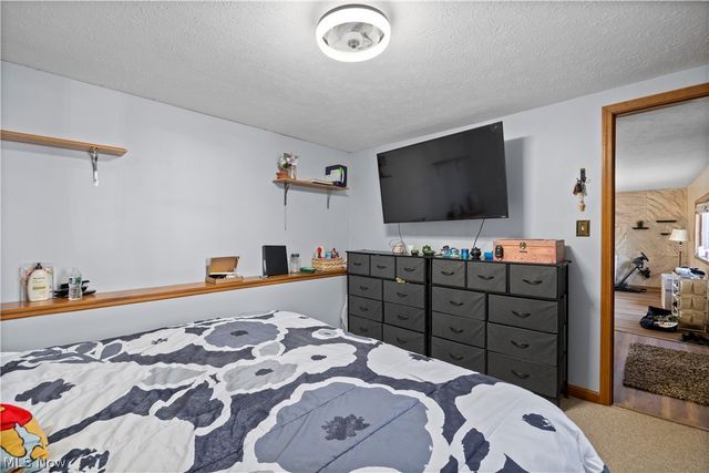 27261 Nantucket Drive, North Olmsted, OH 44070