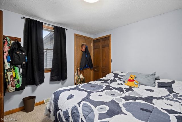 27261 Nantucket Drive, North Olmsted, OH 44070