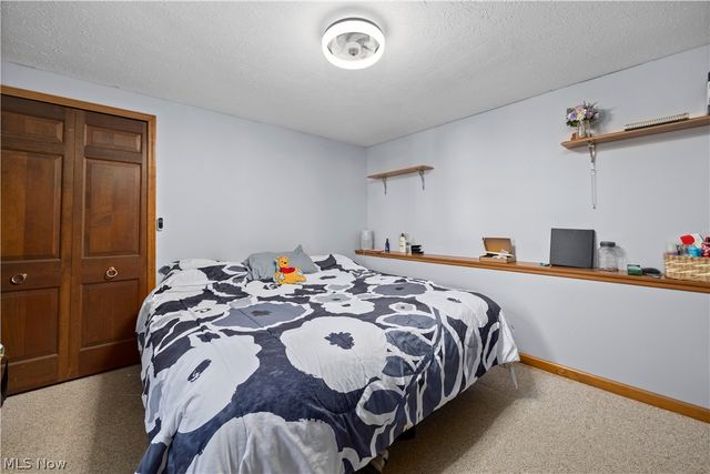 27261 Nantucket Drive, North Olmsted, OH 44070