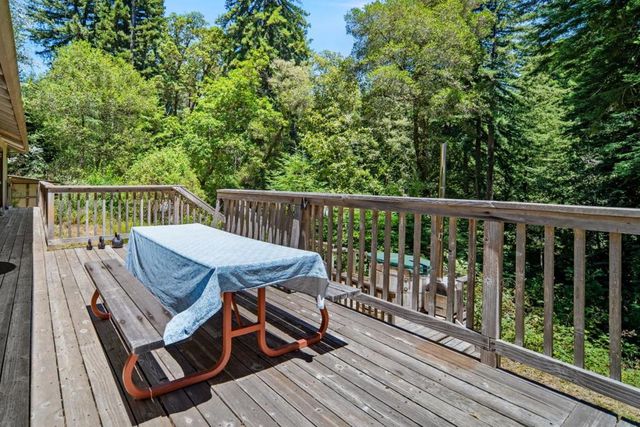 471 Country Estates Terrace, Santa Cruz, CA 95060