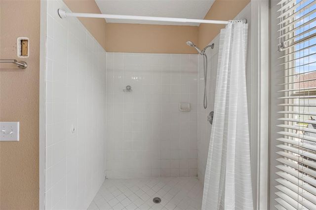 25942 RISEN STAR DRIVE, Wesley Chapel, FL 33544
