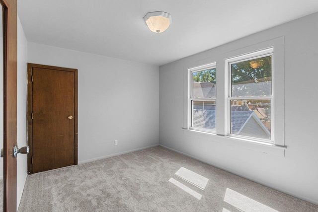 809 N DURKEE STREET, Appleton, WI 54911