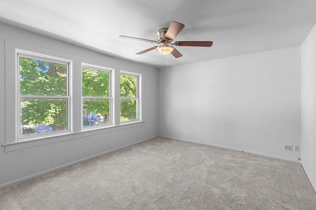 809 N DURKEE STREET, Appleton, WI 54911