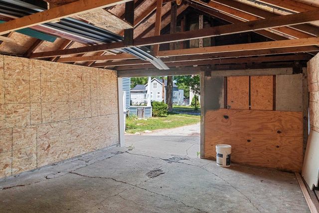 809 N DURKEE STREET, Appleton, WI 54911