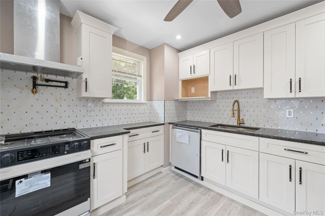 325 Newman Avenue, Bronx, NY 10473