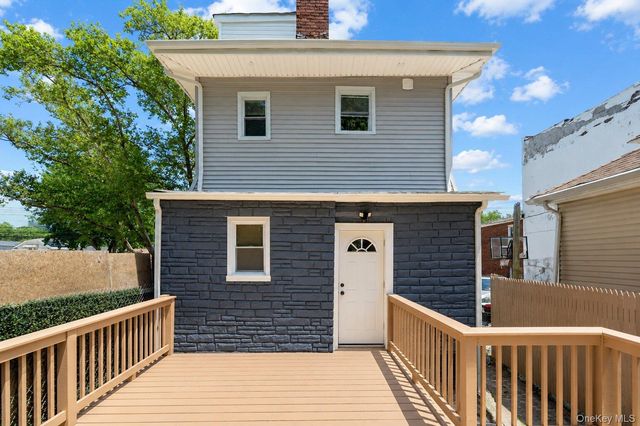 325 Newman Avenue, Bronx, NY 10473