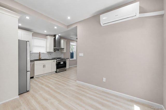 325 Newman Avenue, Bronx, NY 10473