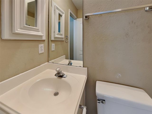 17302 Lonesome Dove Trail, Houston, TX 77095