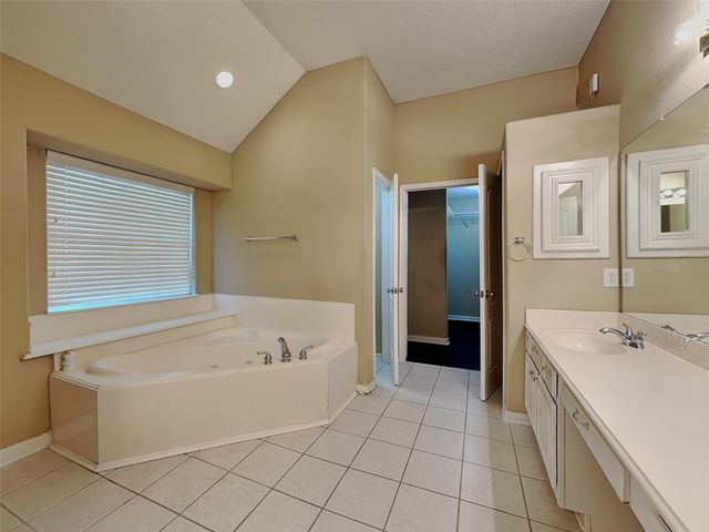 17302 Lonesome Dove Trail, Houston, TX 77095