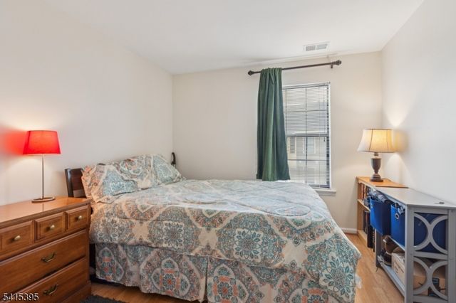 130 Longfield Ct 130, East Brunswick Twp., NJ 08816