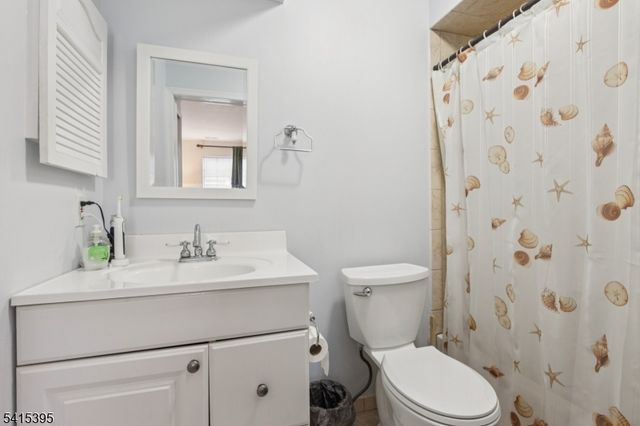 130 Longfield Ct 130, East Brunswick Twp., NJ 08816