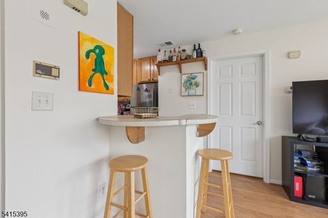 130 Longfield Ct 130, East Brunswick Twp., NJ 08816