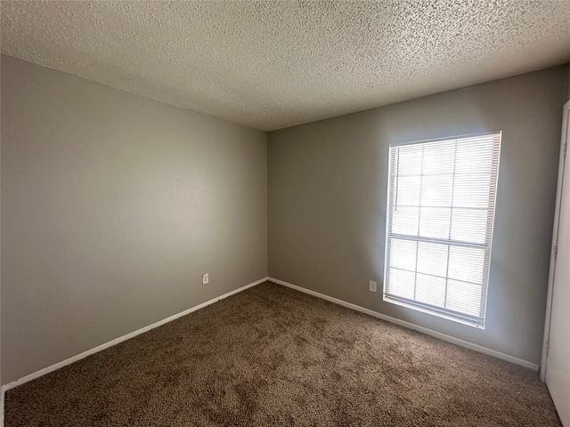 9447 Olde Towne Row, Dallas, TX 75227