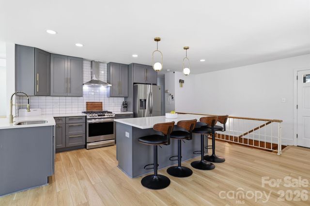 3034 Eastburn Road, Charlotte, NC 28210