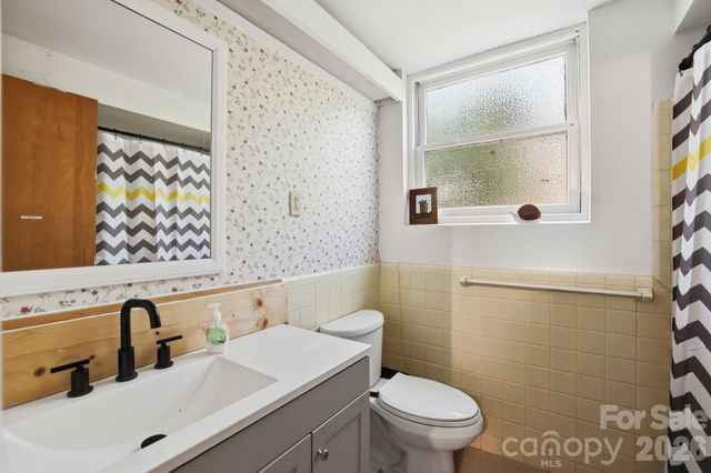 3034 Eastburn Road, Charlotte, NC 28210