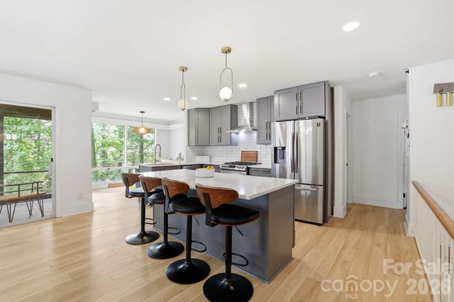 3034 Eastburn Road, Charlotte, NC 28210
