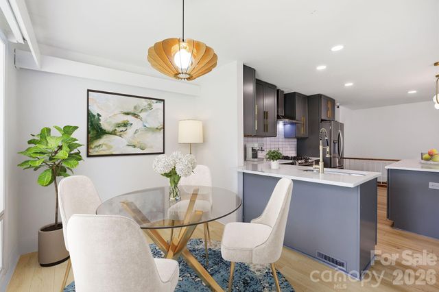 3034 Eastburn Road, Charlotte, NC 28210