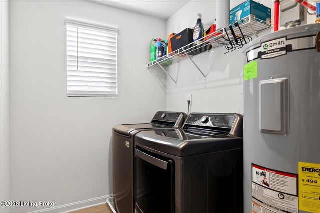 4015 Bent Creek Dr, La Grange, KY 40031