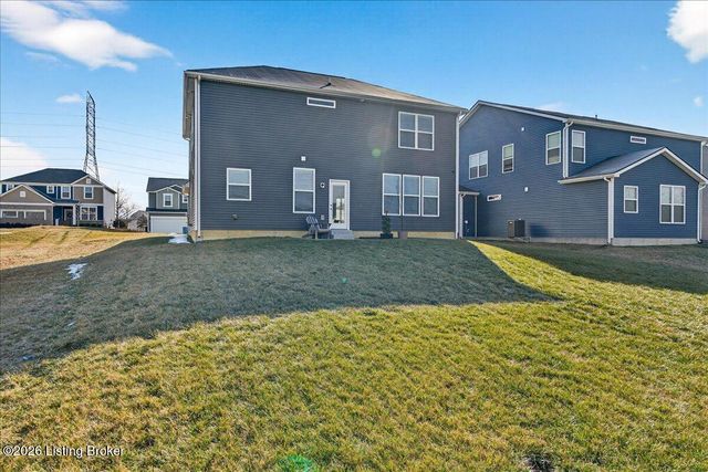 4015 Bent Creek Dr, La Grange, KY 40031