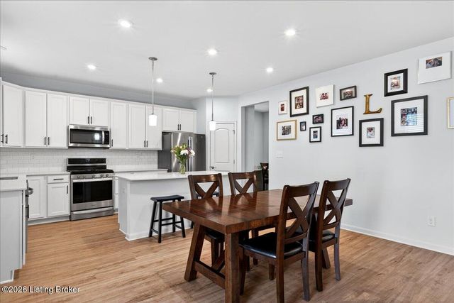 4015 Bent Creek Dr, La Grange, KY 40031