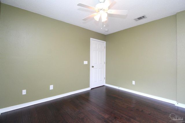 639 Saleta St, Pensacola, FL 32534