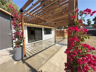 6701 Andasol Avenue, Lake Balboa, CA 91406