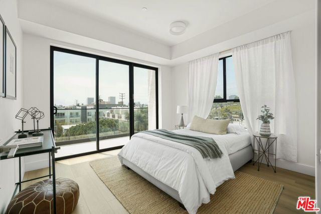 1822 Overland Avenue 301, Los Angeles, CA 90025