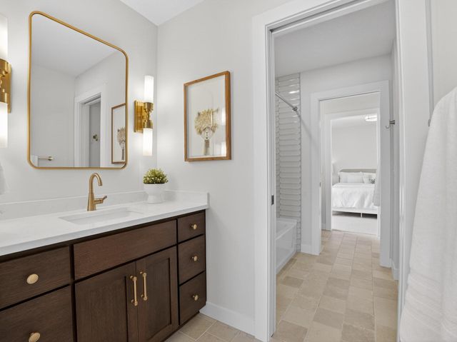 6295 134th Street N, Hugo, MN 55038